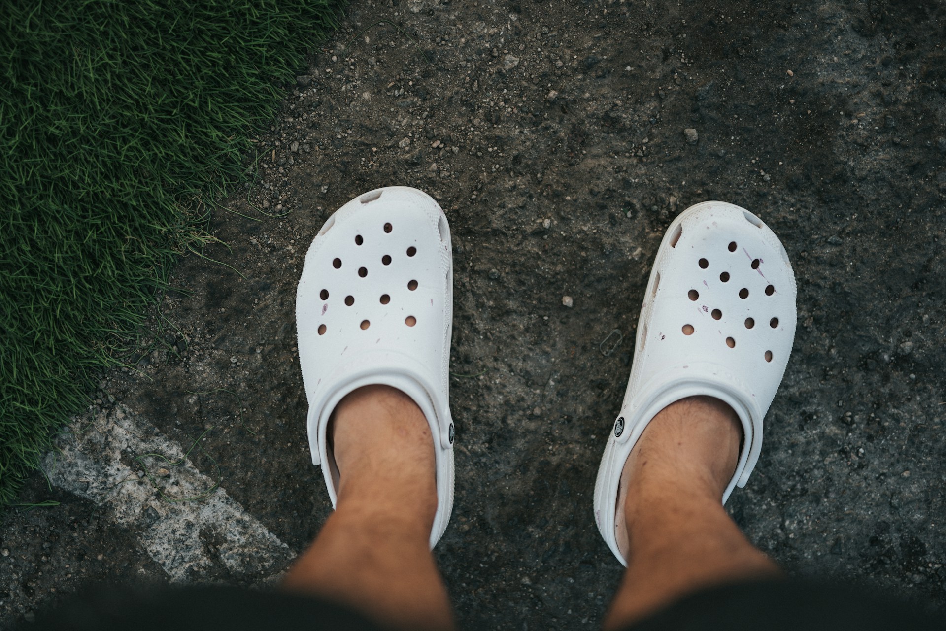 are crocs good for walking